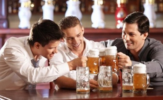 Uống rượu bia ảnh hưởng đến tinh trùng 